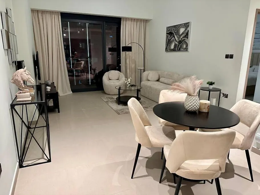 Burj Khalifa View - Modern 1Bdr Apartment Dubai United Arab Emirates
