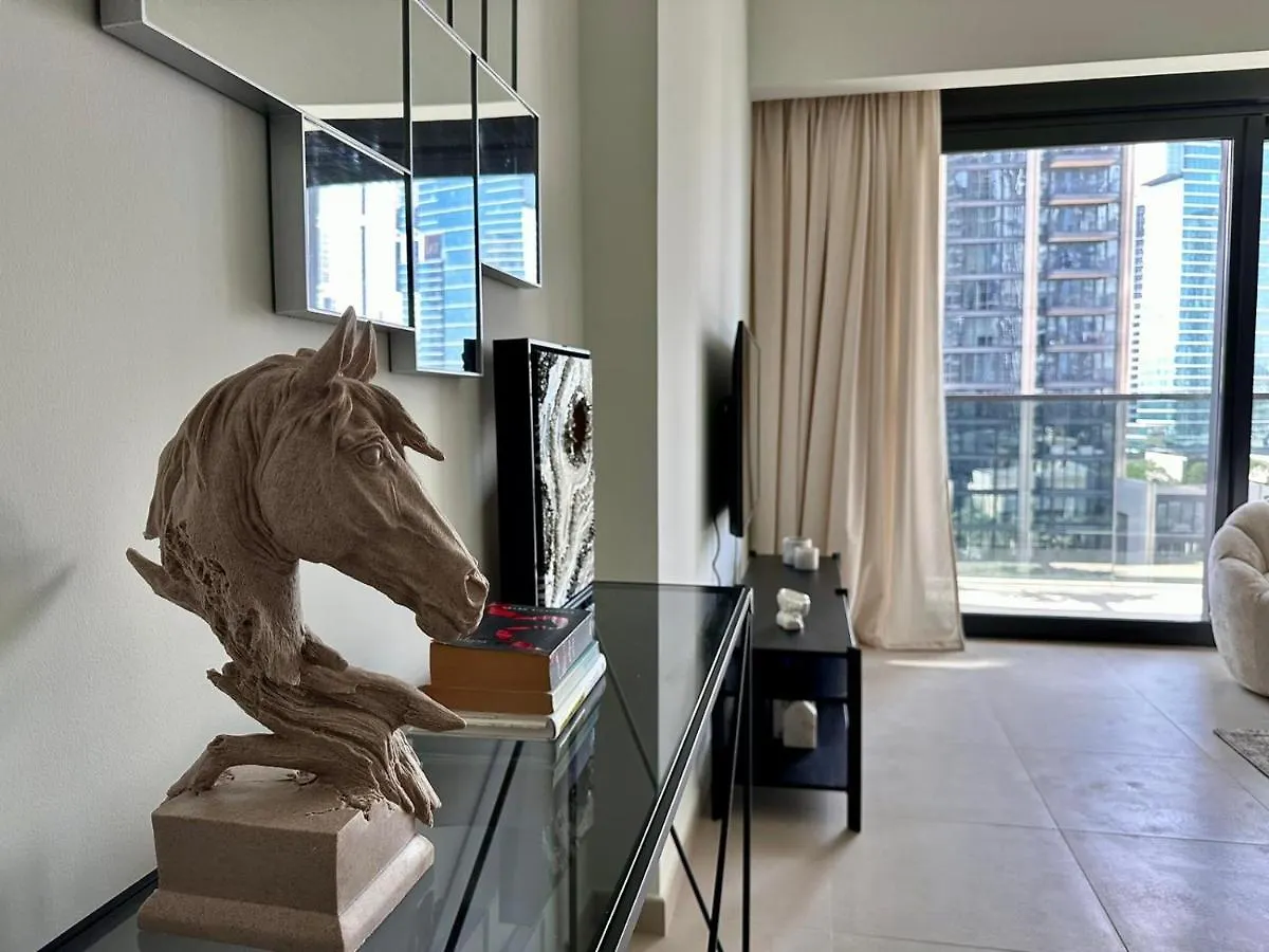 Burj Khalifa View - Modern 1Bdr Apartment Dubai