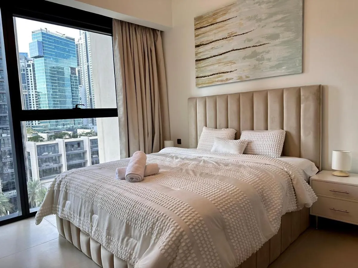 Burj Khalifa View - Modern 1Bdr Apartment Dubai