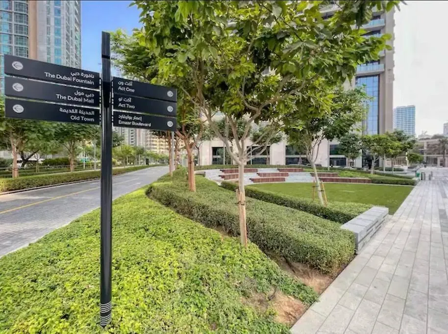 Burj Khalifa View - Modern 1Bdr Apartment Dubai